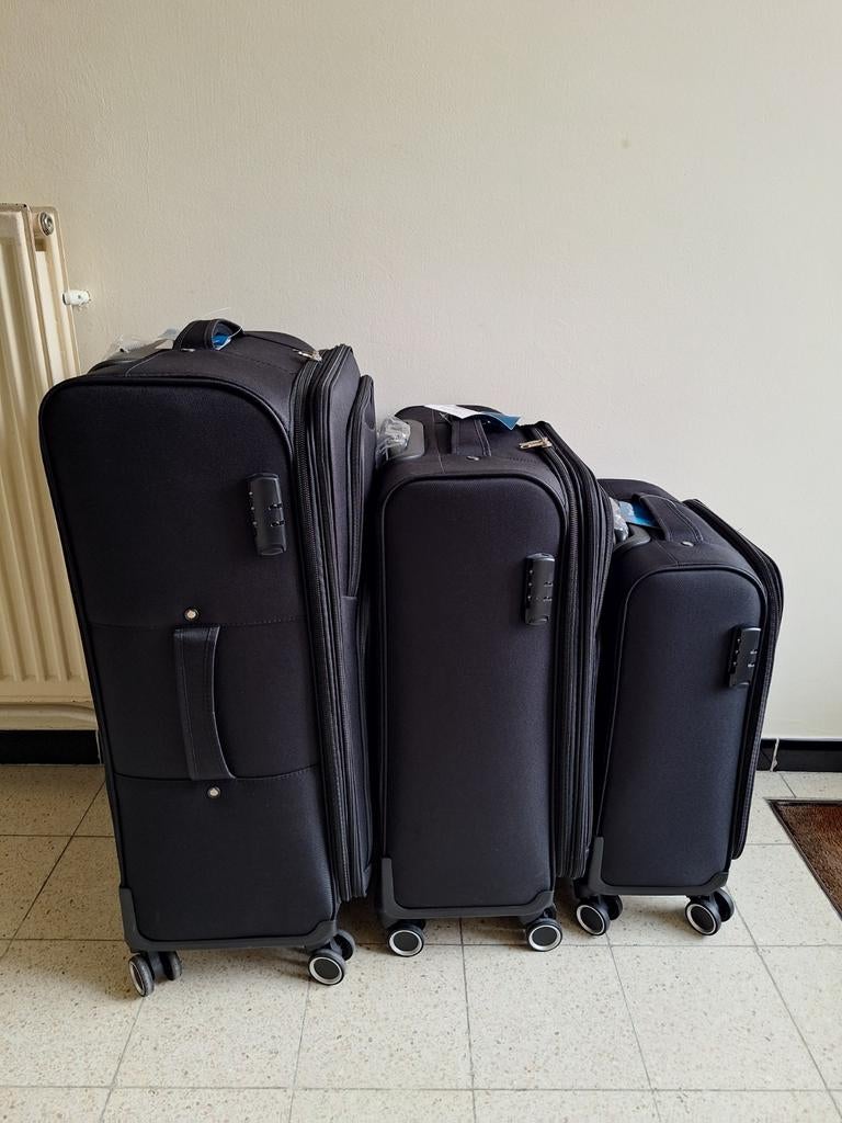 Lot de 3 valises noires neuves, Enlèvement, Neuf, Autres matériaux, Roulettes