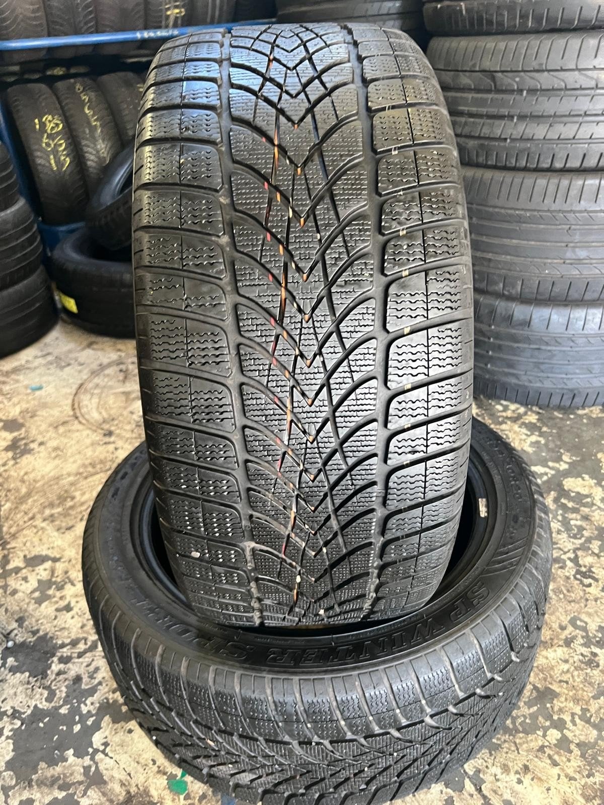 295 40 20 dunlop avec montage et équilibrage, Ophalen