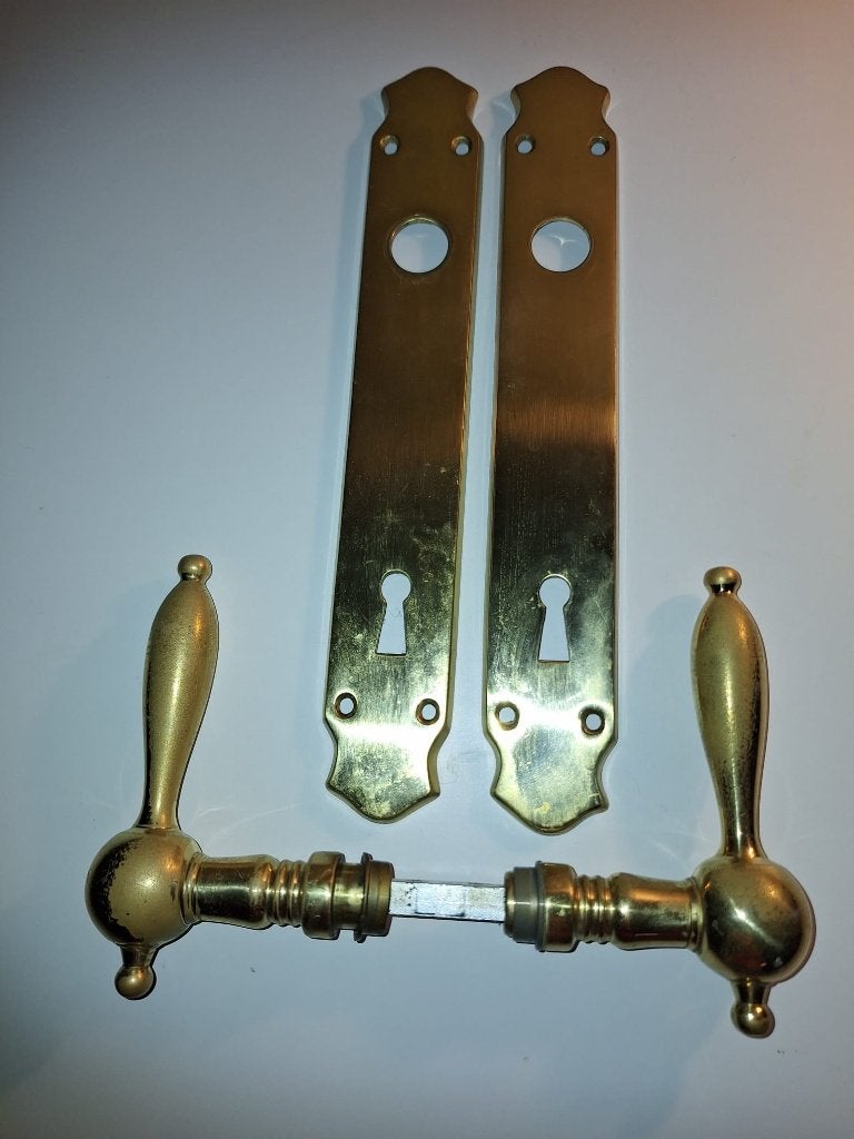 Set antieke klinken in koper (rococo = GERESERVEERD), Antiek en Kunst, Ophalen, Koper