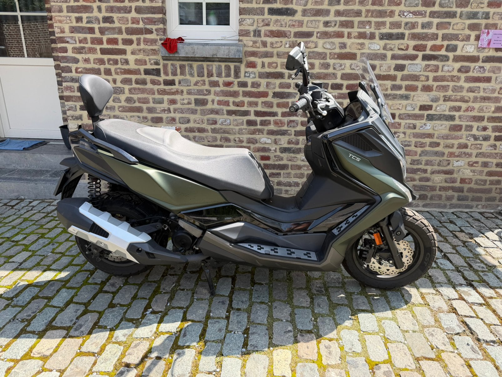 Prachtige scooter in nieuwstaat, Ophalen, Zo goed als nieuw