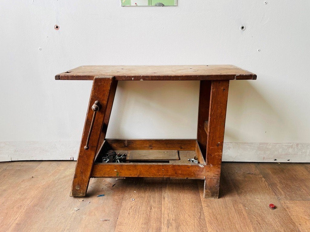 Vintage werkbank @ OXFAM Solidariteit, Antiek en Kunst, Antiek | Meubels | Tafels, Ophalen