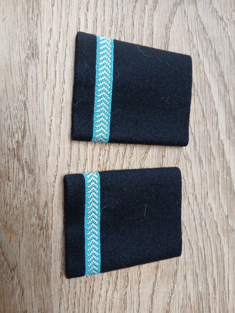 Paire de grade protection civile, Collections, Envoi, Autres, Emblème ou Badge