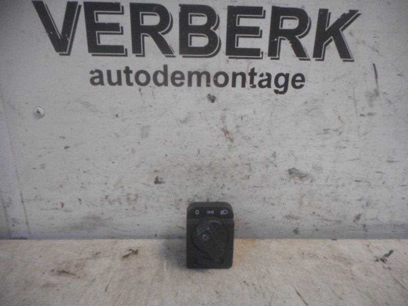 INTERRUPTEUR D'ECLAIRAGE Opel Astra F (53B) (90481764), Opel, Opel Automobile GmbH, Utilisé, Kontakt-opel@opel.com