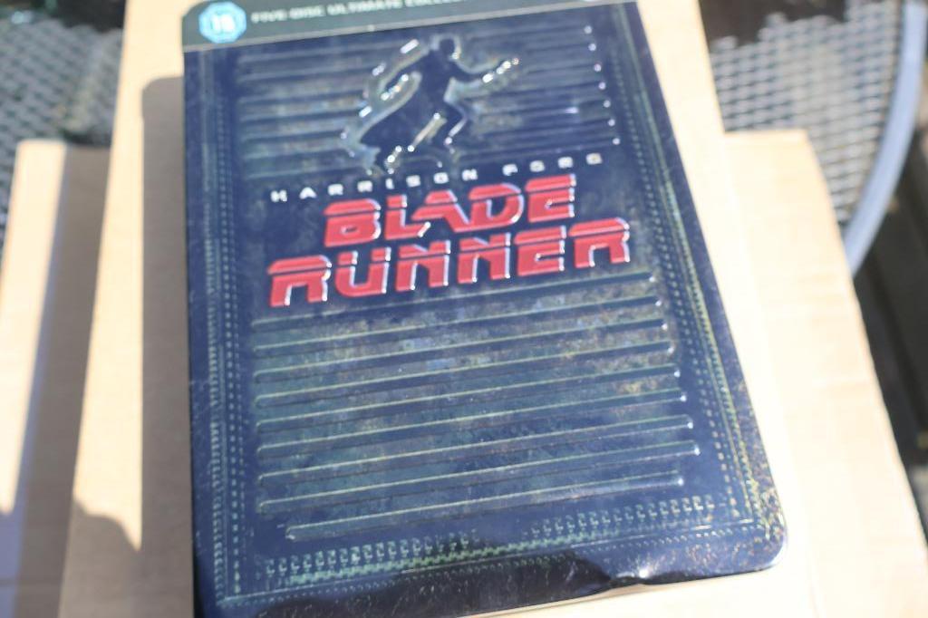 Blade Runner - Collector's Tin Box, Vanaf 16 jaar, Ophalen of Verzenden, Gebruikt, Science Fiction