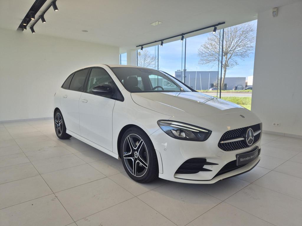 Mercedes-Benz B-Klasse 200 AMG Line | Night Pack | Dodehoeka, Gebruikt, Zwart, 4 cilinders, Wit