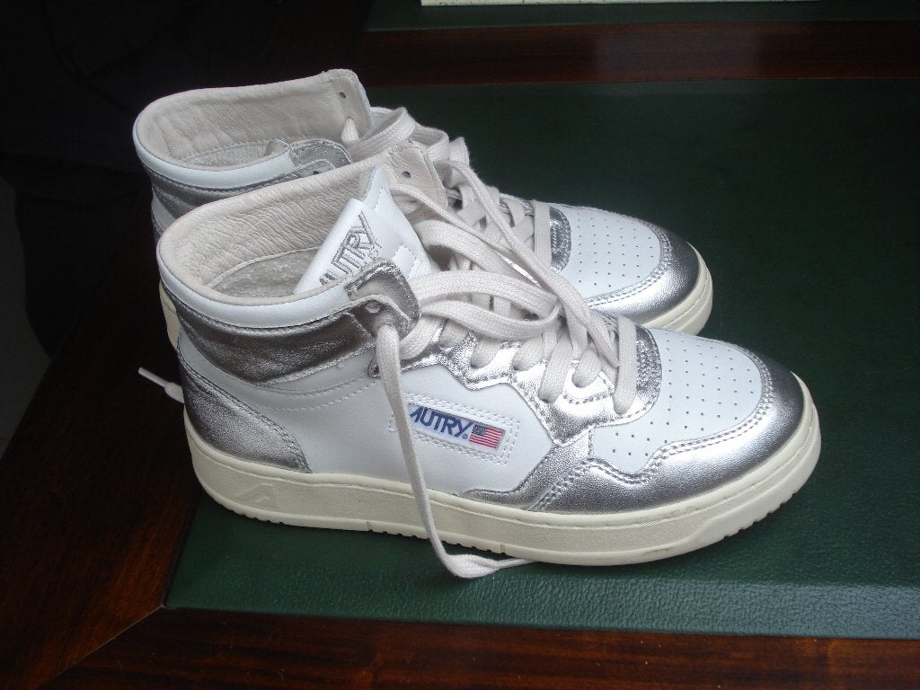 *VAL* Nieuwe Autry sneakers, dames/meisjes. mt 39, Wit, Nieuw, Ophalen of Verzenden, Autry