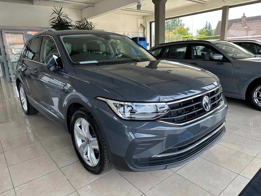 Volkswagen Tiguan 1.5 TSI DSG Elegance|Camera|Trekhaak|Apple, Autos, Argent ou Gris, Achat, Entreprise, Alcantara