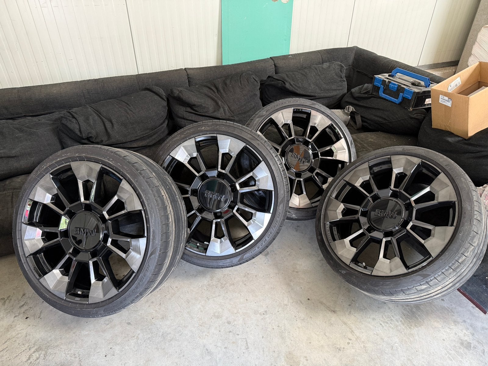 BMW XM G09 23 inch velgen met banden, Auto-onderdelen, Banden en Velgen, Ophalen, Band(en)