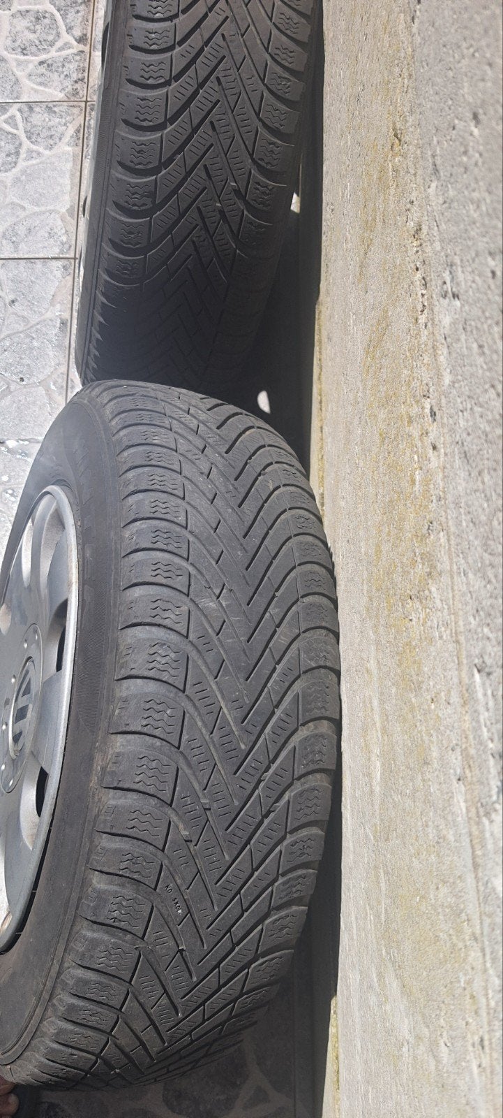 4 Pirelli-banden voor Volkswagen, Ophalen