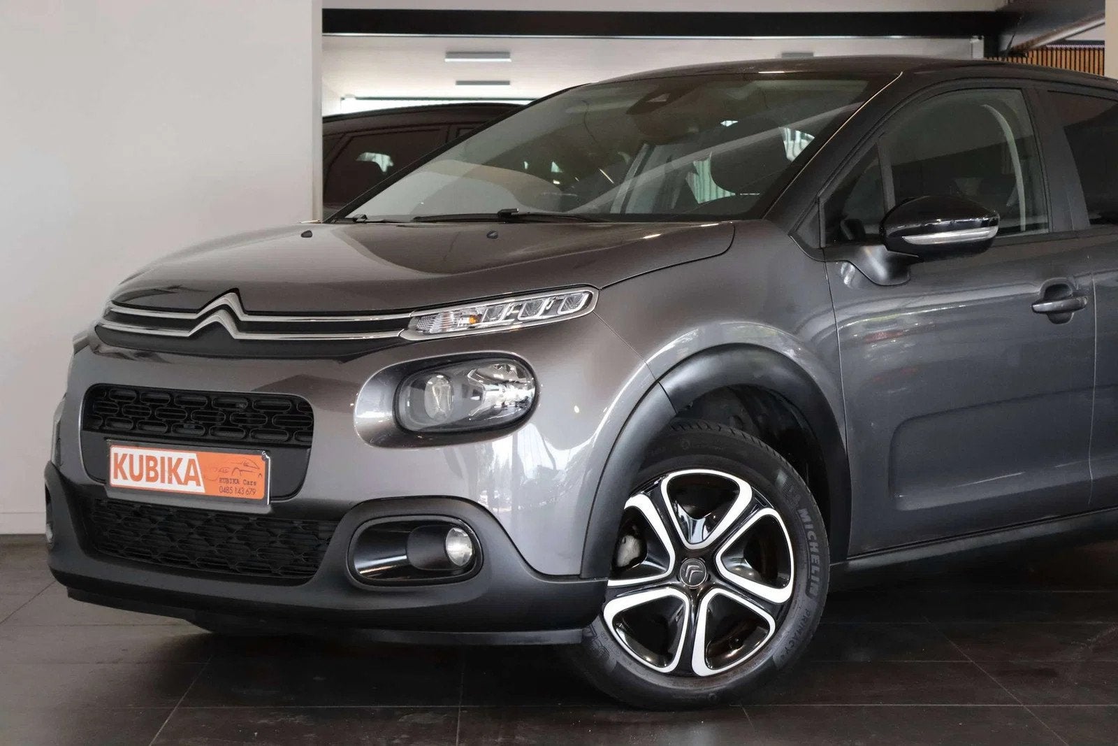 Citroën C3 C3 1.2i PureTech CruiseC Navi Carplay Garantie*, Autos, Argent ou Gris, Achat, Entreprise, Boîte manuelle