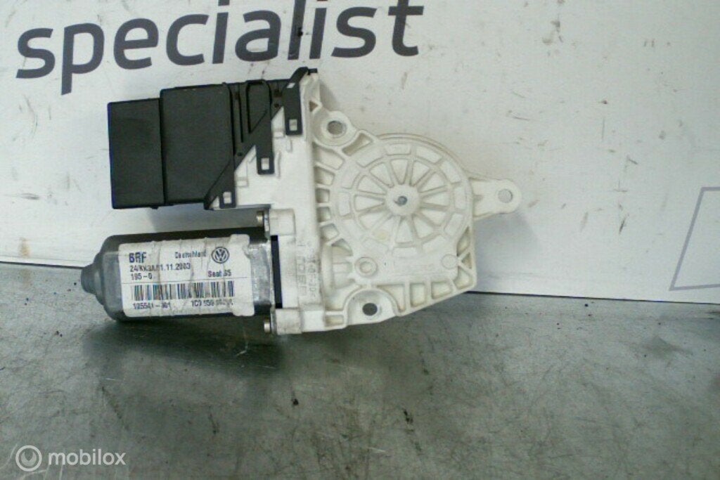 Raammotor rechtsachter ​​1C0959812A​ ​​​Golf IV / Leon 1M, Gebruikt, Ophalen of Verzenden