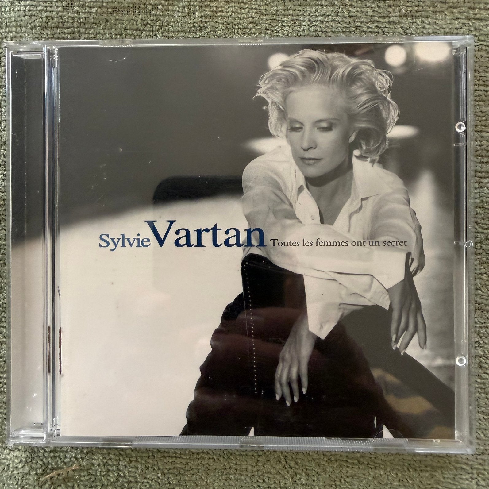 Par Sylvie Vartan, Enlèvement ou Envoi, Comme neuf, Digipak