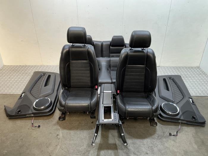 Kit revêtement (complet) d'un Ford Usa Mustang (Mustang 04-, Pièces américaines, Utilisé, -, -