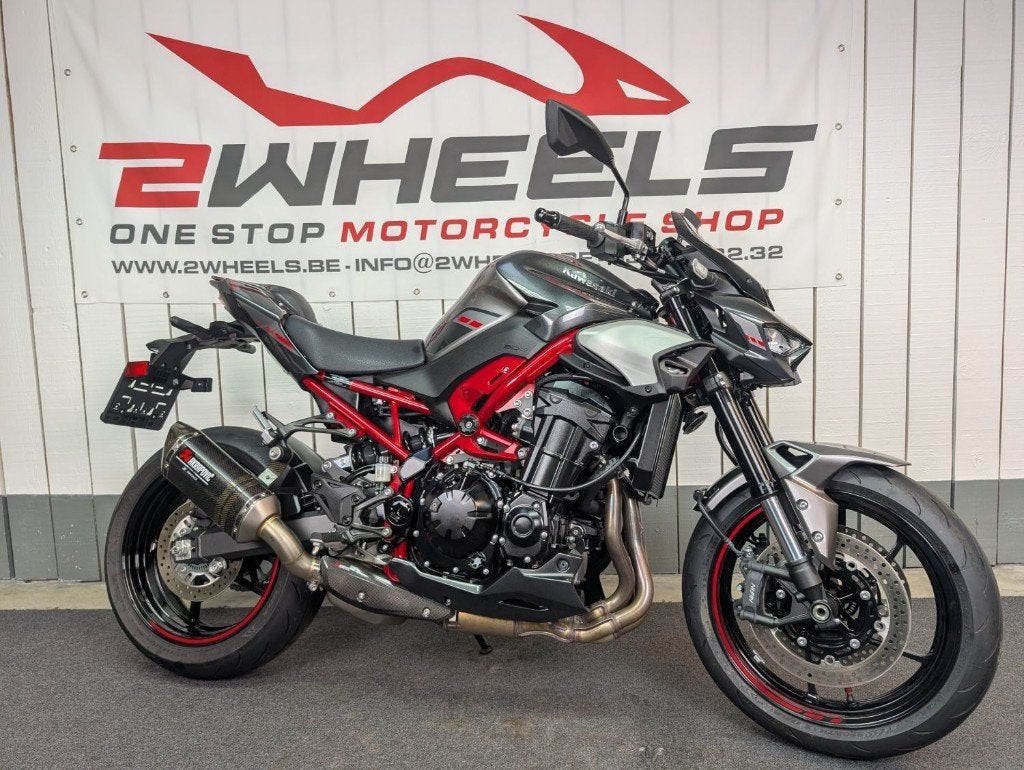 KAWASAKI Z900 PERFORMANCE (70/35kW), Motoren, 4 cilinders, 900 cc, Traction Control, Minimaal motorrijbewijs A2