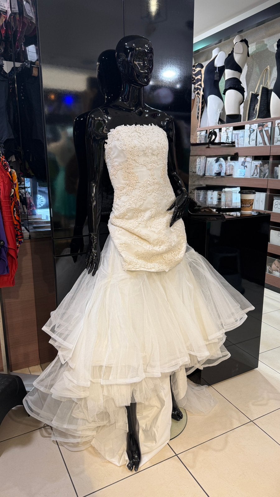 Robe de mariee Pronovias - detachable - en 2 parties, Enlèvement ou Envoi, Comme neuf, Robe de mariée