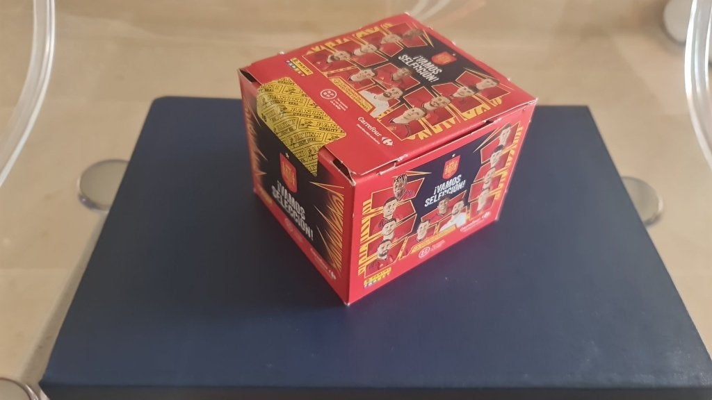 Panini - Sealed Box - Lamine Yamal - 2023/24, Enlèvement, Neuf, Plusieurs autocollants
