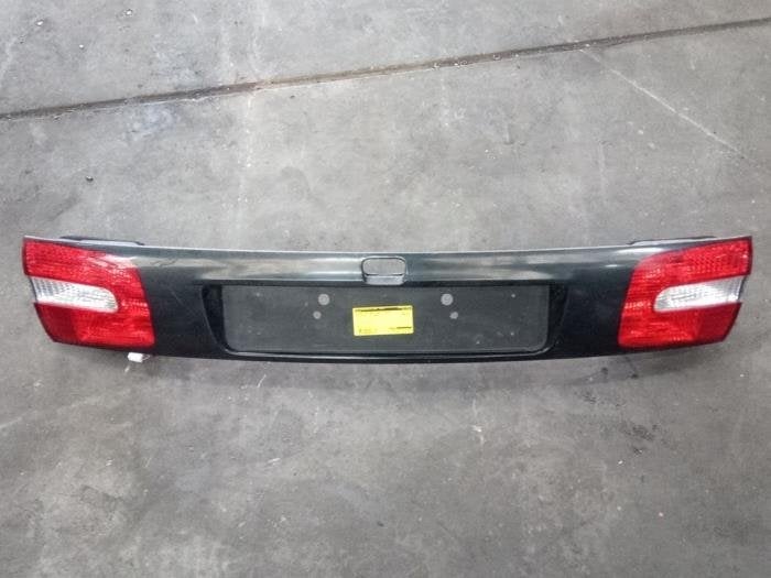 Achterlicht balk links + rechts van een Volvo V40, Gebruikt, -, -, Volvo