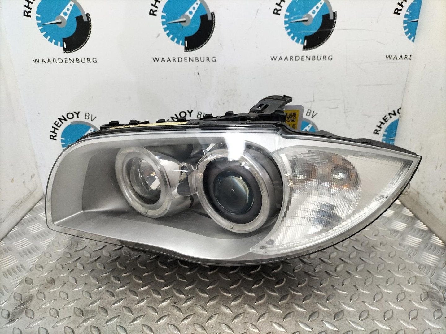 BMW 1 SERIES KOPLAMP L 2005, Enlèvement ou Envoi, Utilisé, Stiba membre