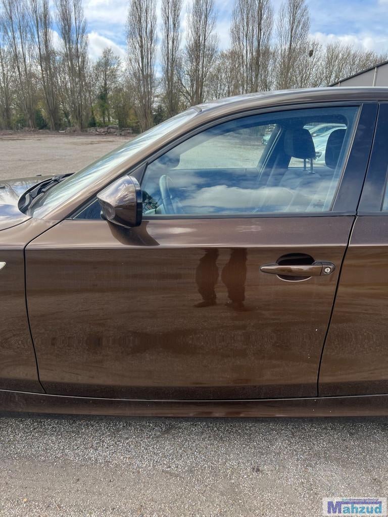 BMW S rie 1 E87 Marron B09/8 porte avant gauche 2004-2011, Petuelring 130
80788  Munich, DE, Info@bmw.de, Utilisé, Porte