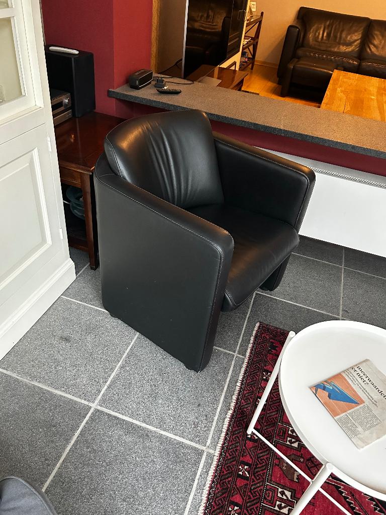 Kalfsleren loungezetel, Ophalen, Eenpersoons, Zo goed als nieuw, Minder dan 150 cm
