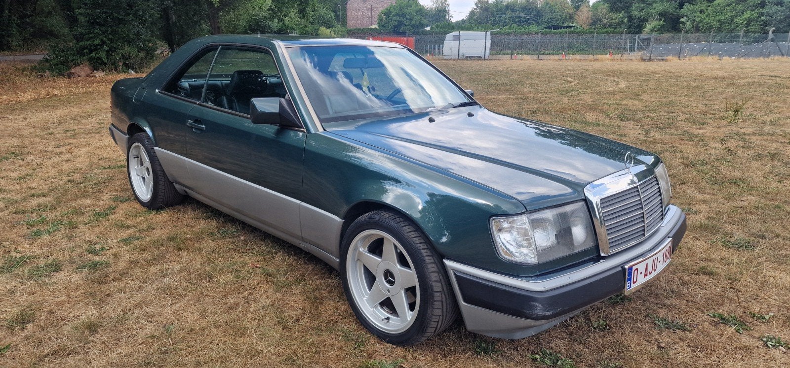 Mercedes 300 CE Oldtimer, Autos : Divers, Enlèvement
