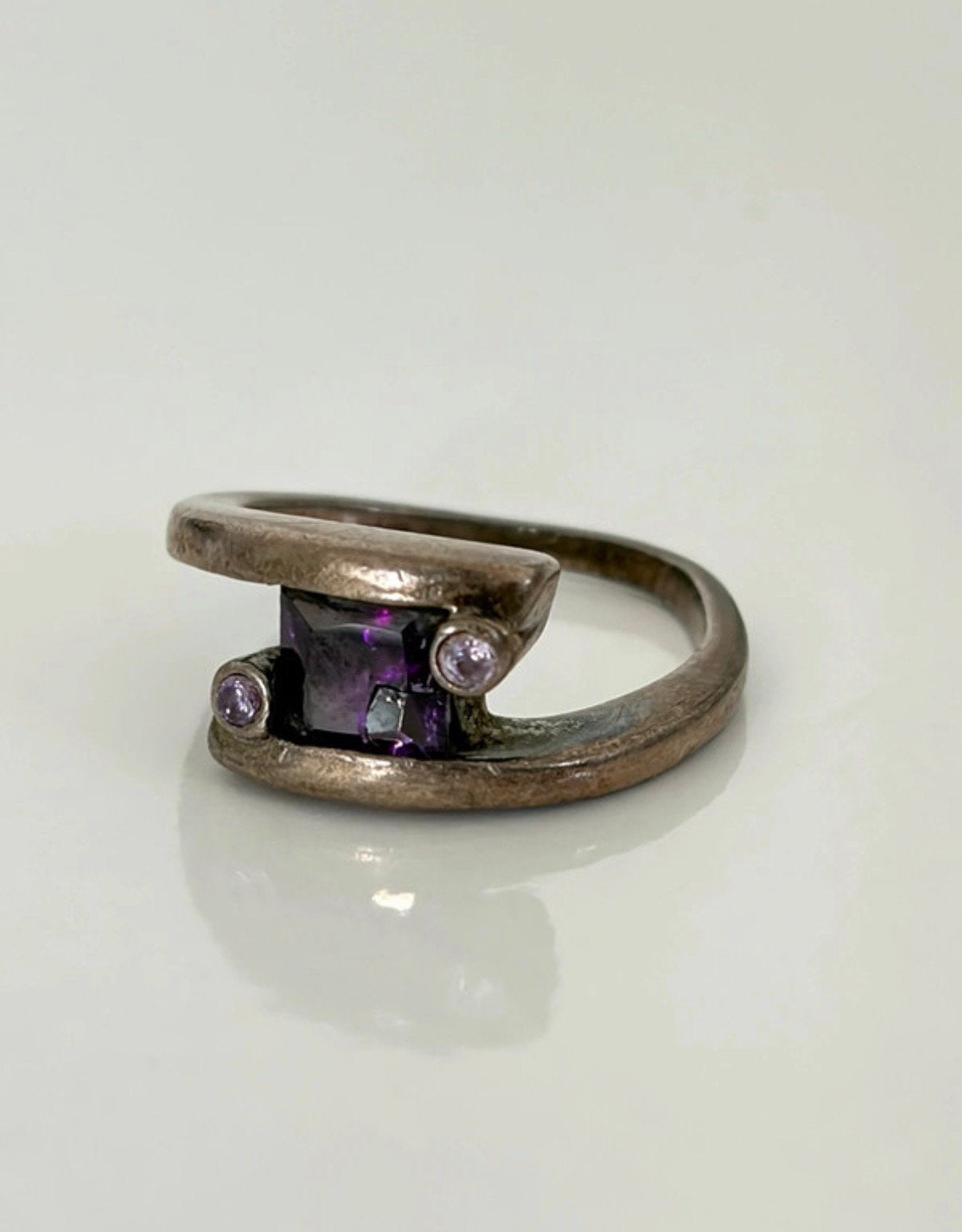 925 zilver vintage ring paarse steen diamant, Ophalen of Verzenden, Zo goed als nieuw, 17 tot 18, Zilver