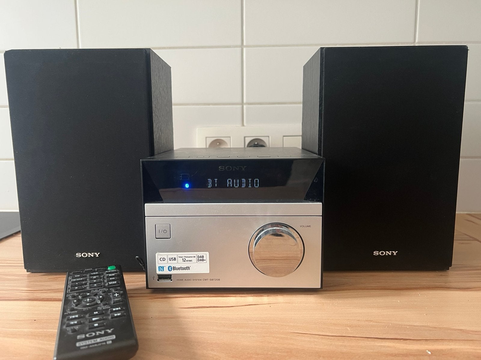 Chaine Sony CMT-SBT20B, Autres marques, Micro chaîne, Comme neuf, Enlèvement