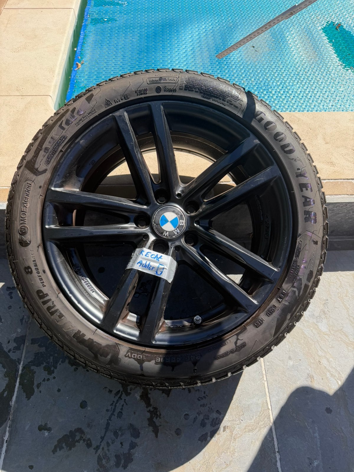 Originele BMW 19” velgen met Goodyear Runflat winterbanden, 245 mm, Velg(en), Winterbanden, Ophalen
