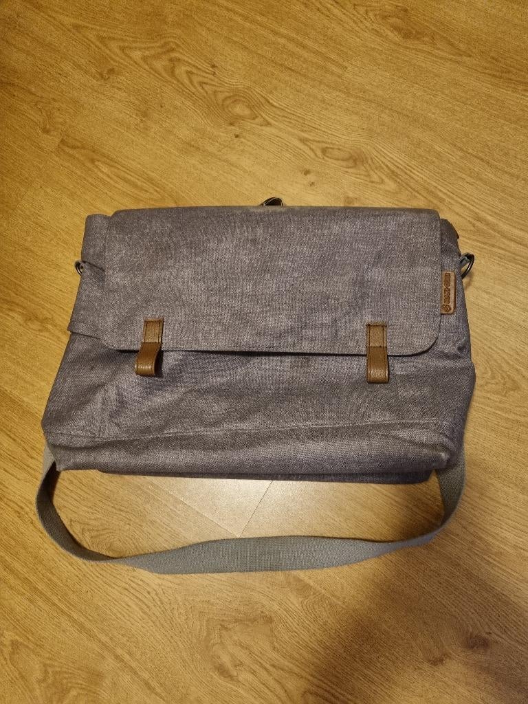 Luiertas maxi cosi, Kinderen en Baby's, Ophalen, Zo goed als nieuw, Schoudertas