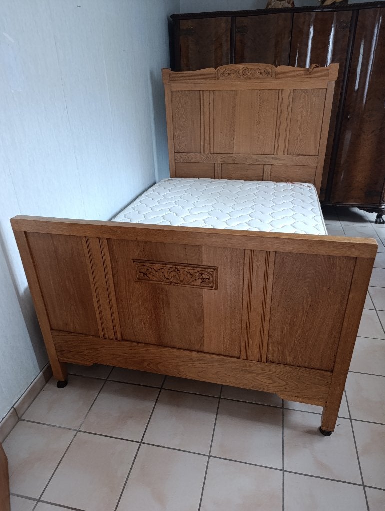 Lit 140 cm en chêne, 140 cm, Enlèvement, Utilisé, 200 cm