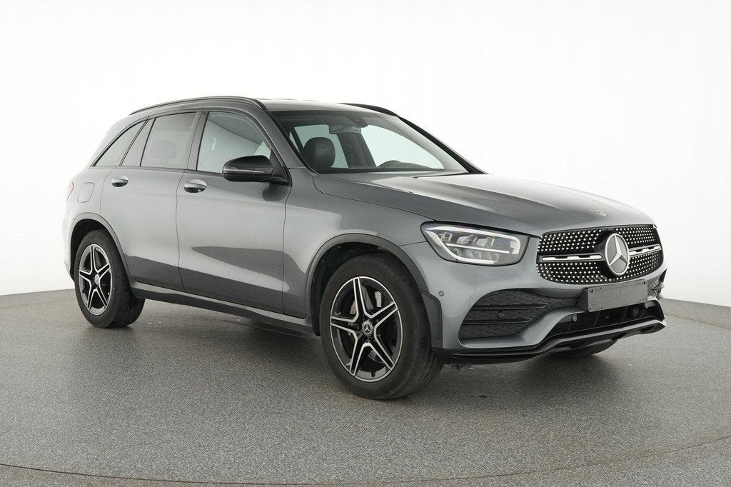 Mercedes-Benz GLC 200d AMG + LED + CAMERA + SENSOREN +, Autos, Argent ou Gris, Achat, Entreprise, Entretenue par le concessionnaire