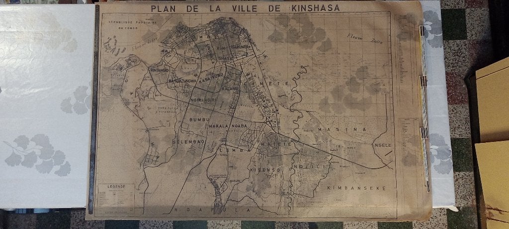 Carte ancienne Plan de Kinshasa Zaïre(congo) 1972, 87x132, Enlèvement ou Envoi, 1800 à 2000, Autres régions, Autres types