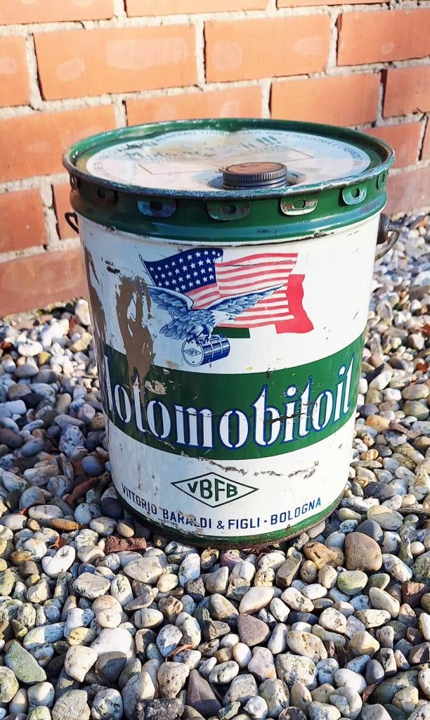 Metalen oliedrum of blik van het merk Motomobiloil., Verzamelen, Ophalen of Verzenden, Gebruikt