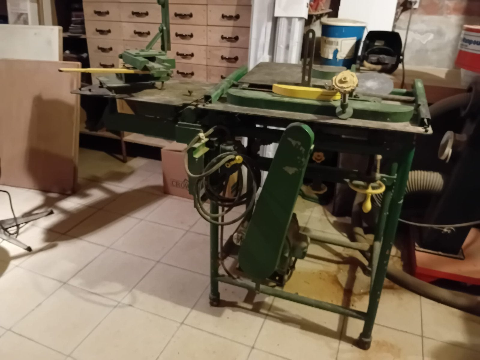 Machine à scier avec raboteuse, Enlèvement, Utilisé