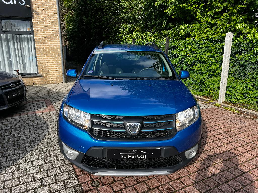 Dacia Sanderop Stepway 0.9TCE/M2015/74.000KM/NAVI/GARANTIE, Auto's, Stof, Zwart, Blauw, Handgeschakeld