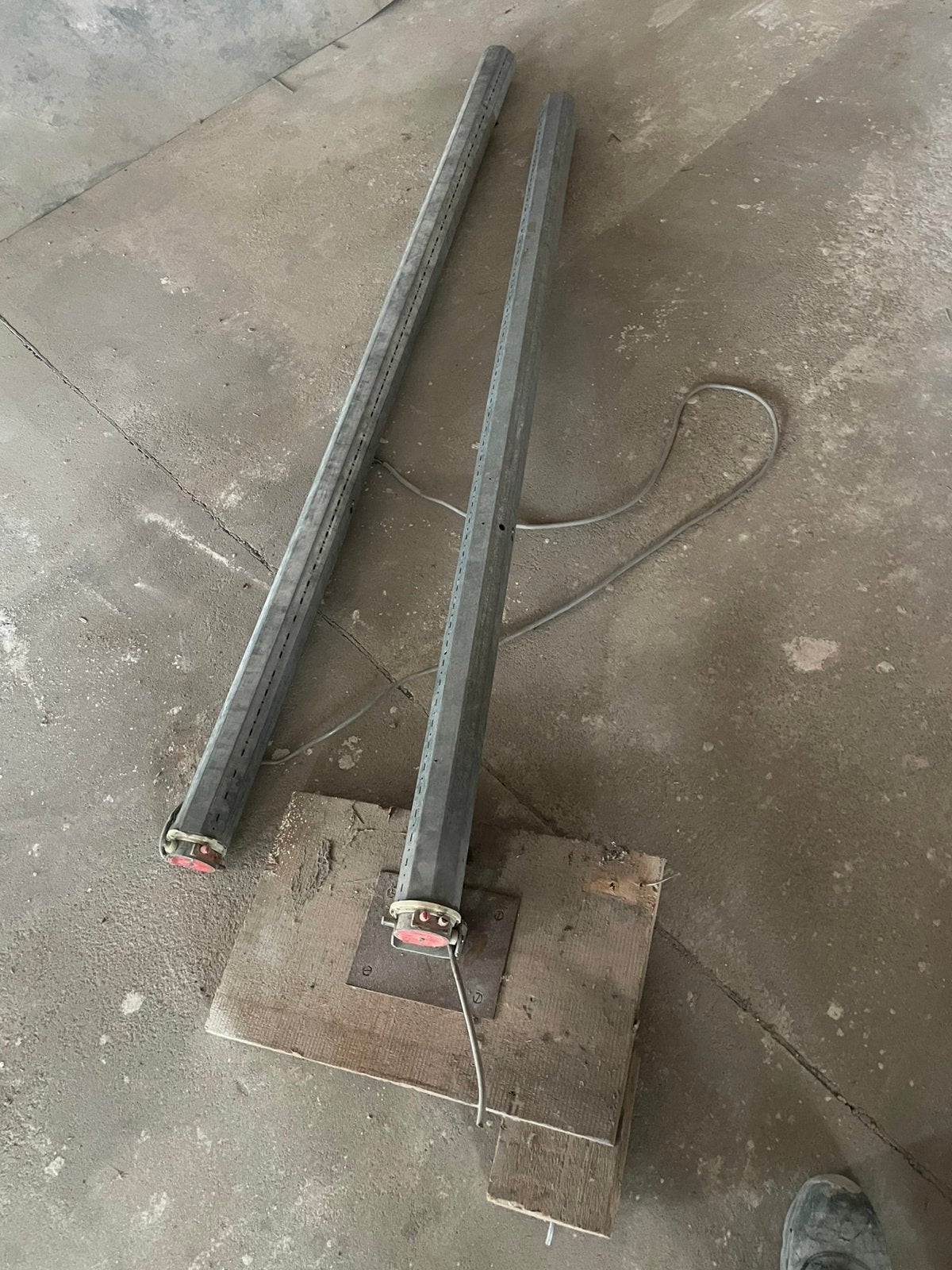 Rolluik motoren 2 stuks, Ophalen, Gebruikt, Elektrische bediening