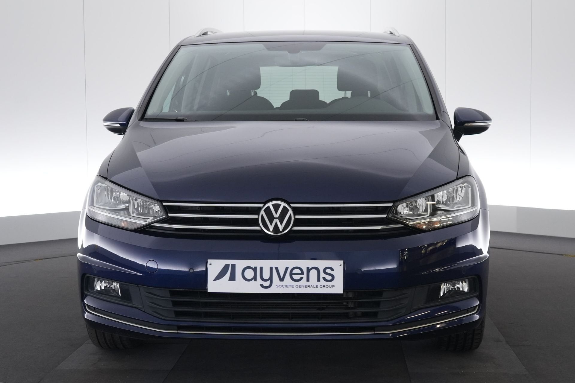 (2CAY606) VOLKSWAGEN TOURAN, Auto's, Monovolume, Blauw, Alcantara, Automatische klimaatregeling