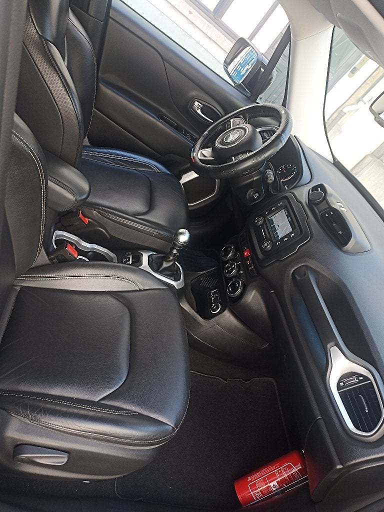 JEEP RENEGADE, Auto's, Voorwielaandrijving, Zwart, Leder, 5 deurs