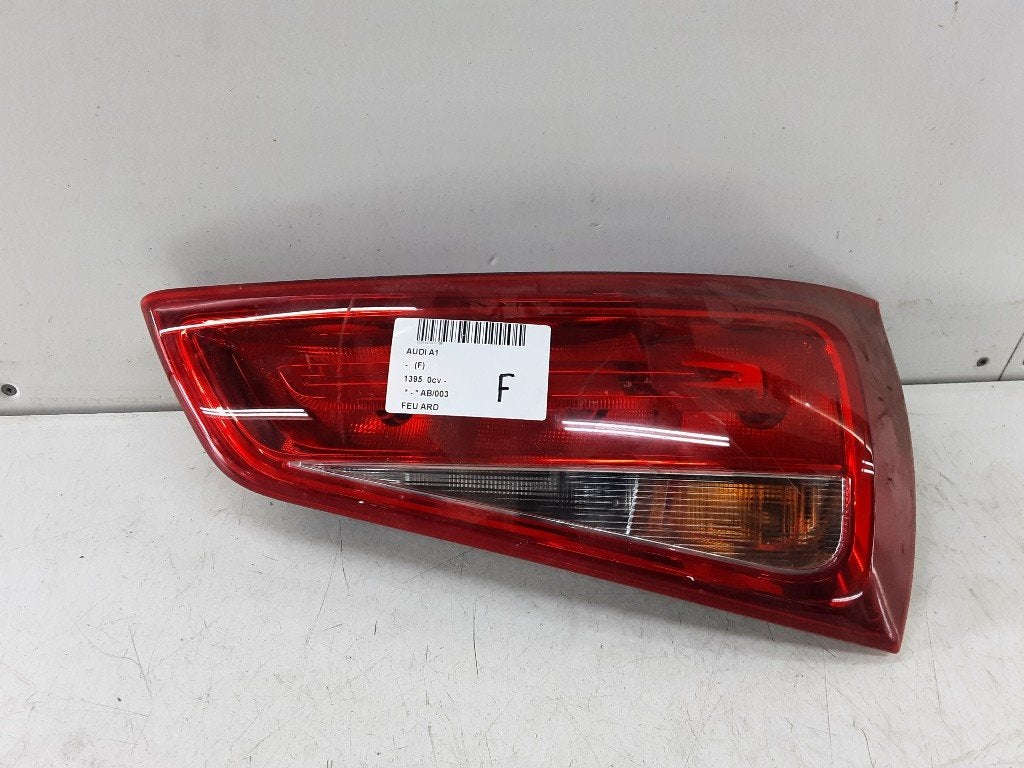 FEU ARRIÈRE DROIT Audi A1 (8X1 / 8XK) (8X0945094), Mevr. I. Hauben, Audi, Utilisé, Rue de l'Espoir 34 34
4030  GRIVEGNÉE, BE