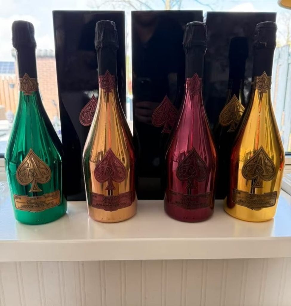 Armand de Brignac - collection de champagne, Collections, Vins, Neuf, Champagne, Pleine, Enlèvement