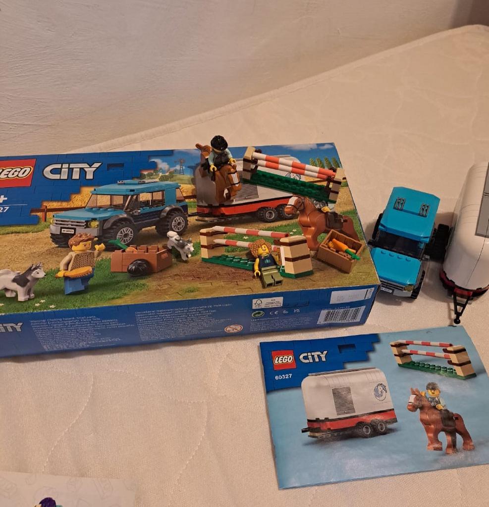 LEGO City 60327 Paardentrailer + paarden – Compleet, Ophalen, Zo goed als nieuw