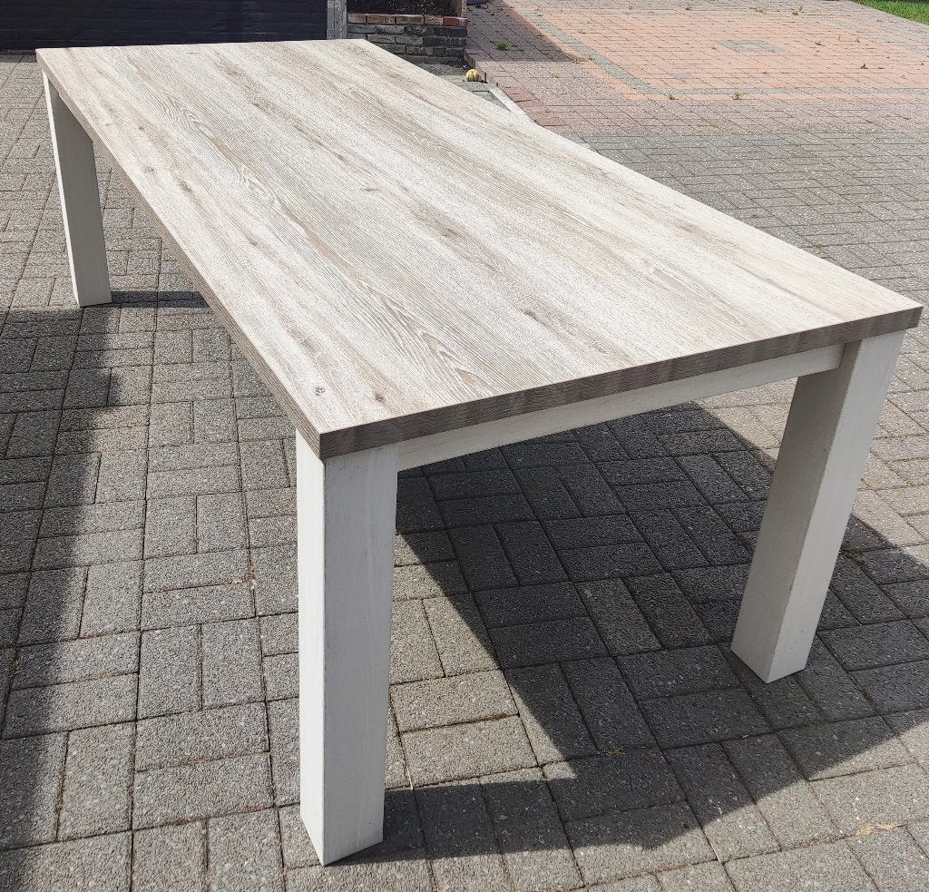 YORK Eettafel afm.226 X 100 X 74 NIEUWPRIJS 420 EURO, Ophalen, Zo goed als nieuw