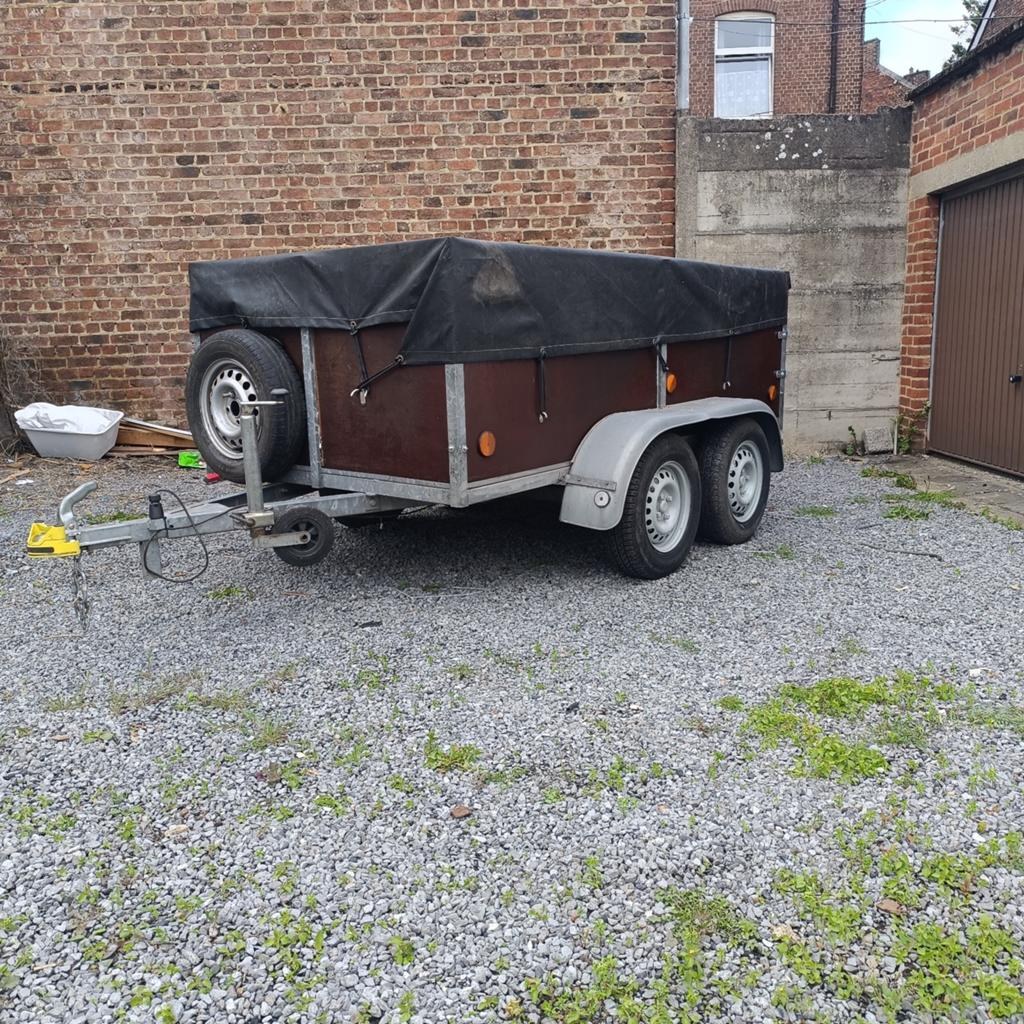 Remorque double essieux pour 750kg avec basche et antivol