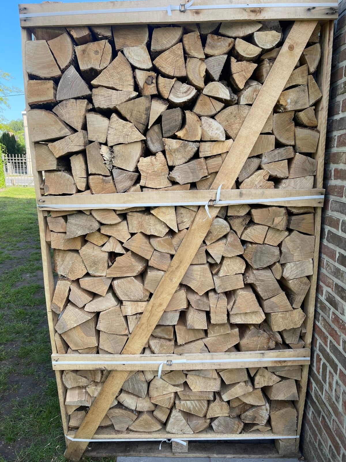 Droog brandhout eik en beuk 2.4 cub gratis geleverd aan huis, Tuin en Terras, Brandhout, 6 m³ of meer, Ophalen of Verzenden, Beukenhout