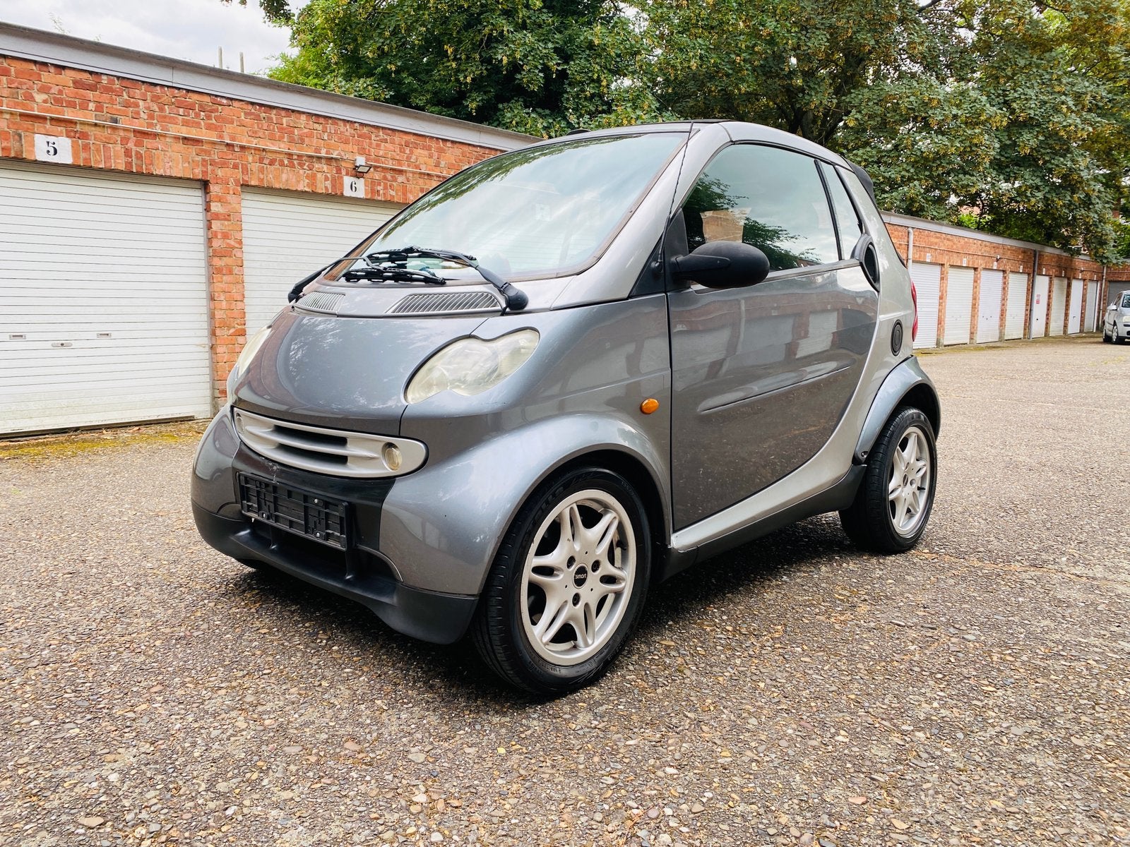 Mooie Smart ForTwo.0,7 benzine.Automaat.Gekeurd voor verkoop, Auto's, Smart, Automaat, Achterwielaandrijving, Bedrijf, 2 zetels