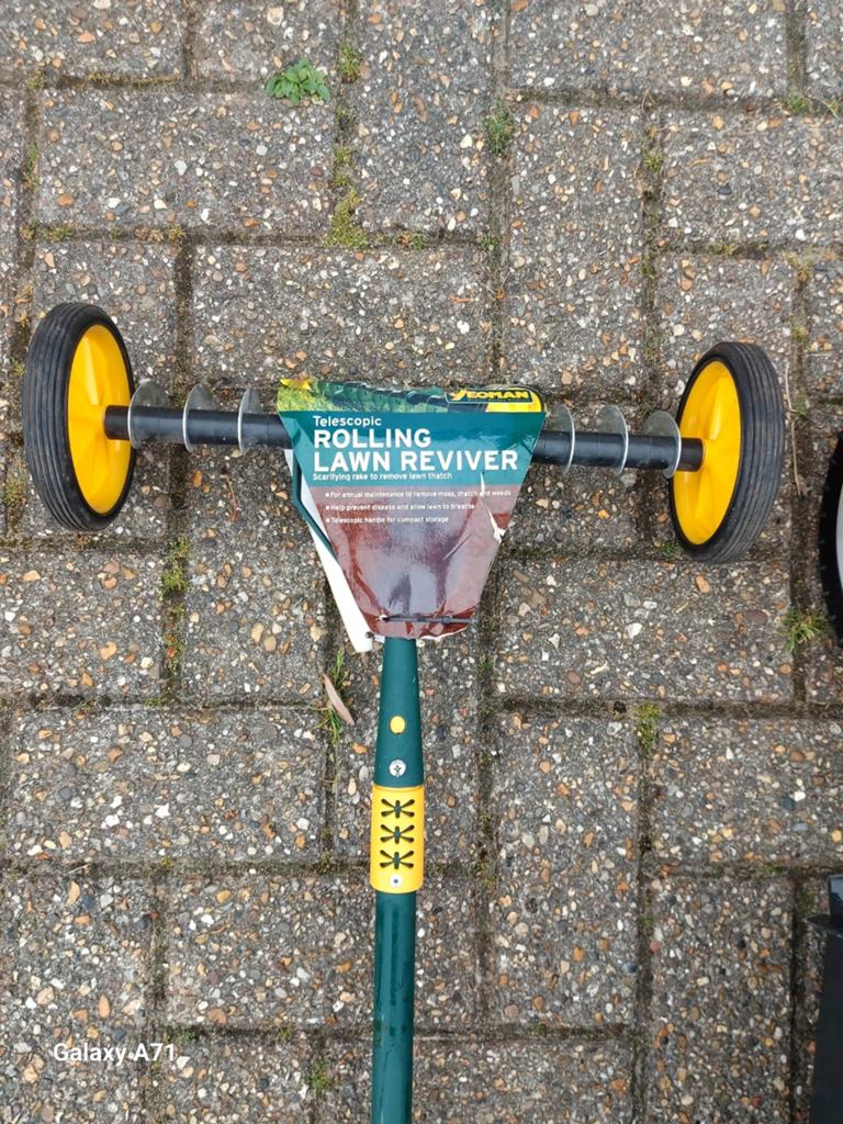 Outils de jardinage (nouveaux), Enlèvement