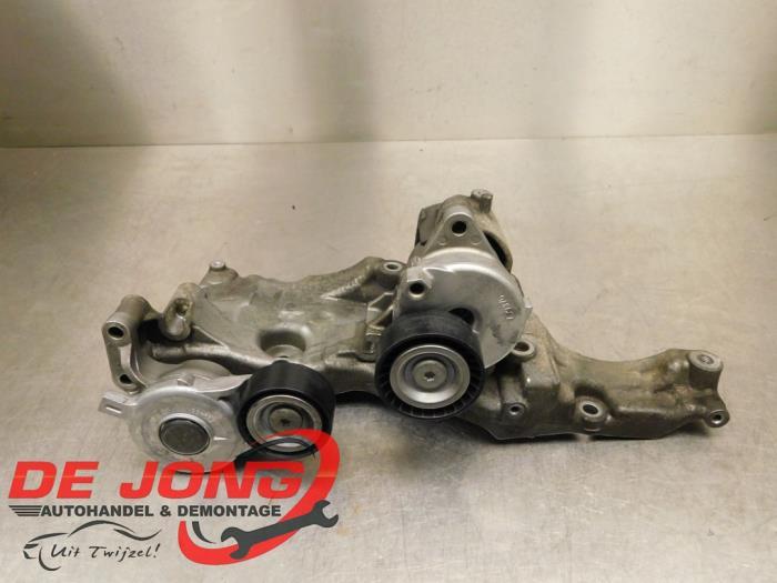 Support dynamo haut d'un Peugeot Expert, -, 3 mois de garantie, Utilisé, -