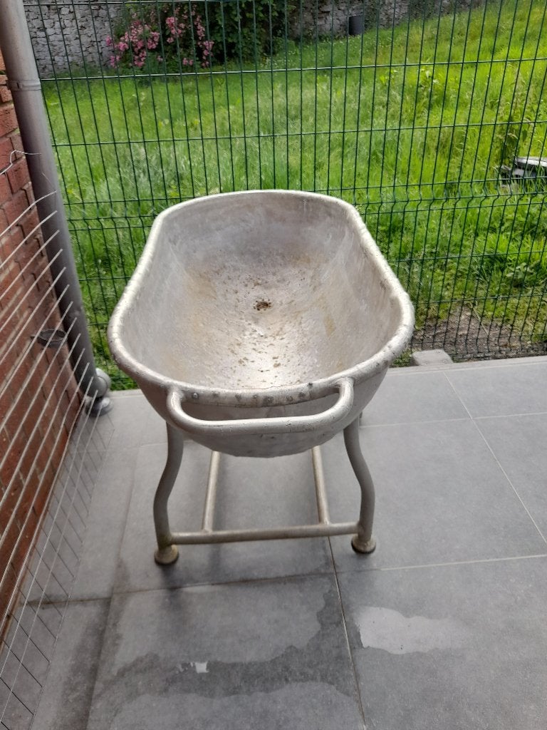 Ancienne barratte a servi pour mettre des plantes ou fleurs, Enlèvement, Utilisé, 100 cm ou plus, Métal