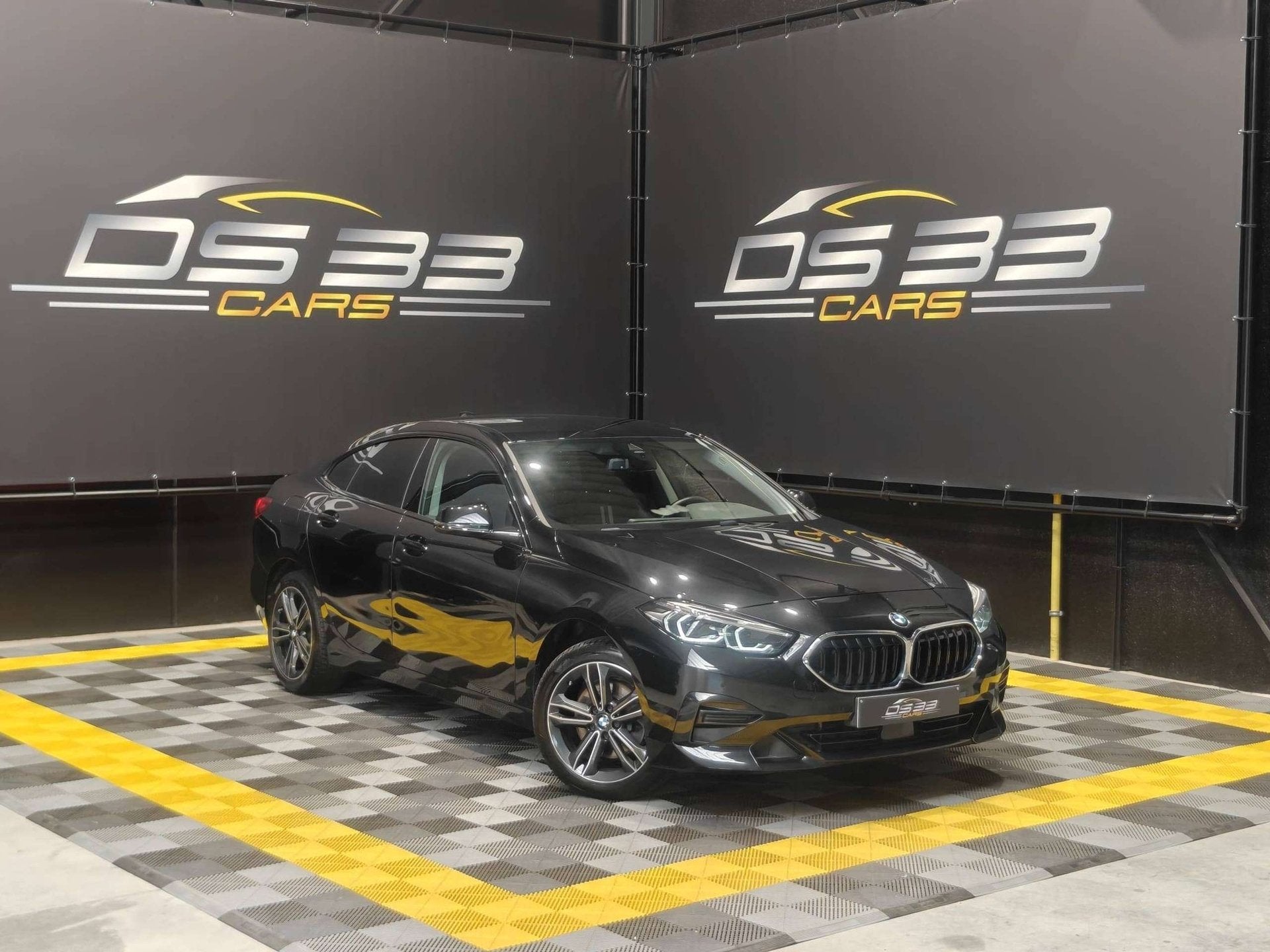 BMW 218 Gran Coupé 218iA SPORT/LED/ZV/Cruise/PDC/Apple/AMBI, Gebruikt, 1905 kg, 136 pk, Zwart