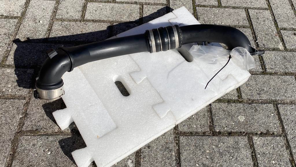 Tuyau de charge BMW d'origine B58/OEM : 13718601684, Autos : Pièces & Accessoires, Enlèvement, Utilisé, BMW